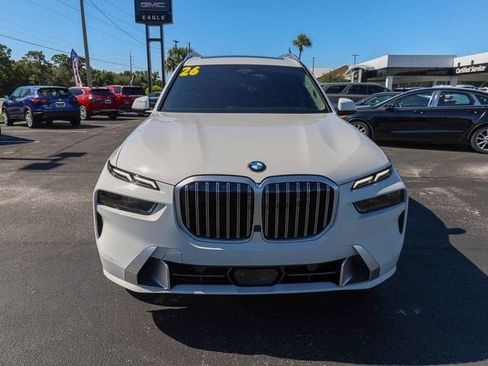 Used 2026 BMW X7 xDrive40i w/ Premium Package AWD/4WD image 2