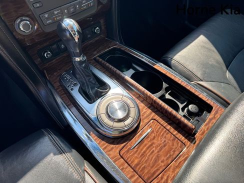 Used 2017 Nissan Armada Platinum RWD image 26