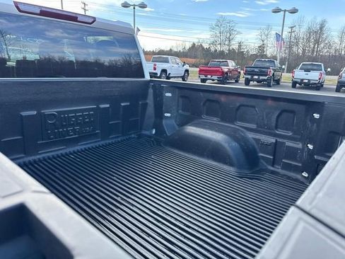 Certified 2024 GMC Sierra 1500 SLT image 13