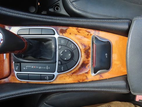 Used 2003 Mercedes-Benz SL 500 image 42