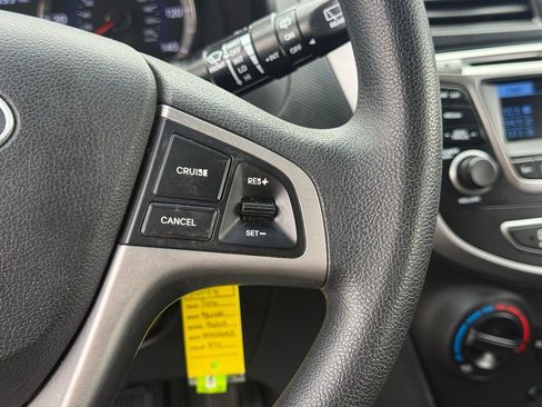 Used 2016 Hyundai Accent SE image 14