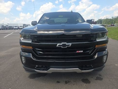 Used 2018 Chevrolet Silverado 1500 LT w/ True North Edition AWD/4WD image 3