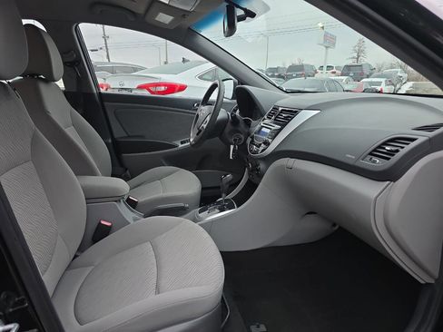 Used 2013 Hyundai Accent GLS w/ Premium Pkg image 26