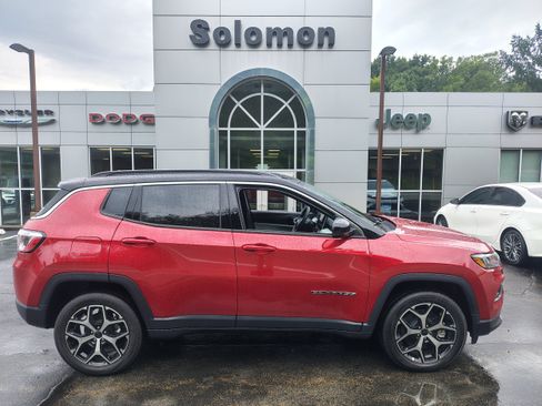 New 2026 Jeep Compass Limited AWD/4WD image 1