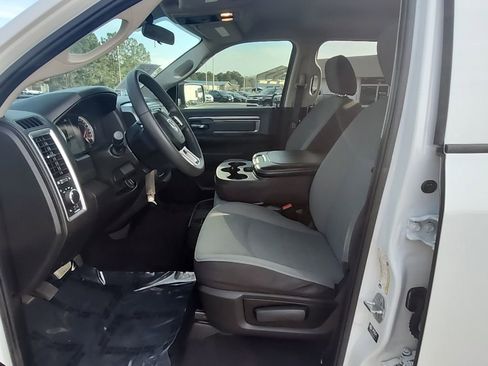 Certified 2022 RAM 1500 Classic SLT image 19