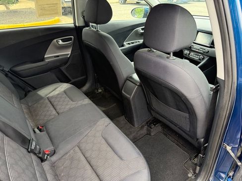 Used 2019 Kia Niro LX FWD image 9