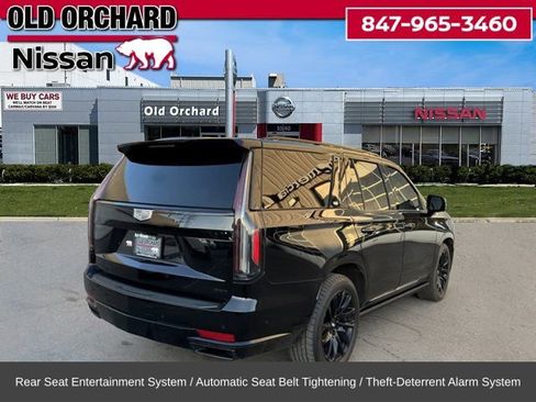 Used 2022 Cadillac Escalade Sport Platinum w/ LPO, ONYX Package image 7