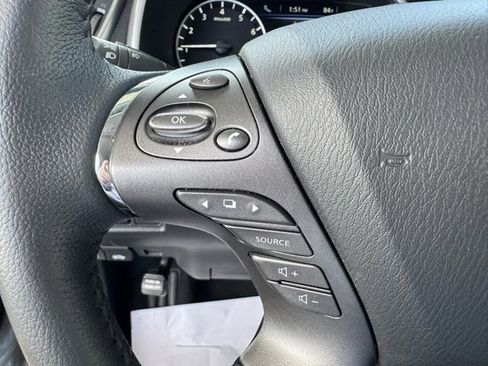 Used 2024 Nissan Murano SV w/ SV Midnight Edition Package image 16