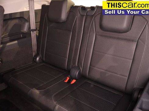 Used 2020 Volkswagen Tiguan SE FWD image 27