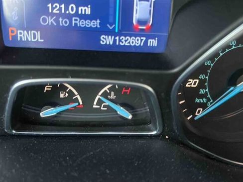 Used 2014 Ford Focus SE FWD image 17