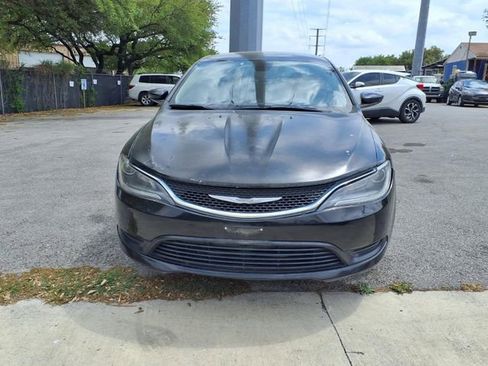 Used 2016 Chrysler 200 LX image 2
