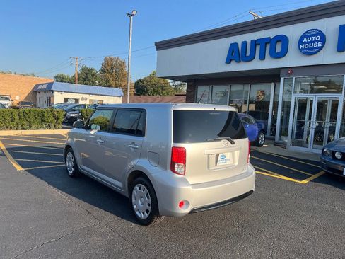 Used 2015 Scion xB image 11