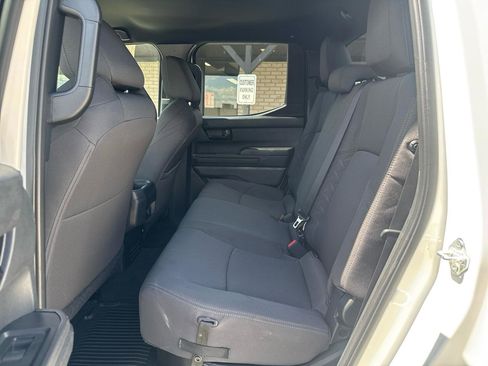 Used 2025 Toyota Tacoma SR5 AWD/4WD image 23