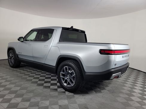 Used 2025 Rivian R1T Adventure image 3