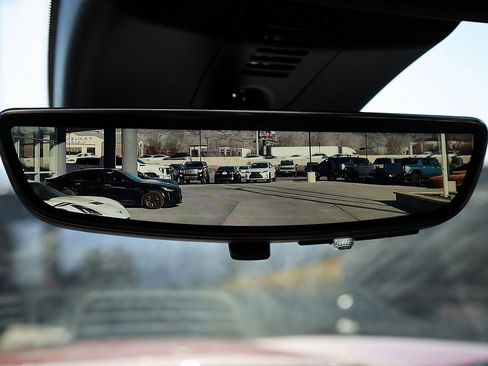 New 2025 GMC Acadia AT4 w/ Super Cruise Package image 17