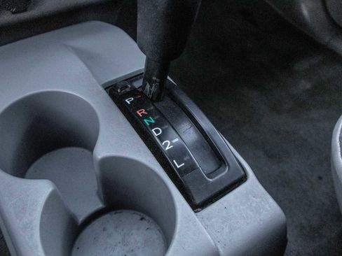 Used 2003 Toyota Tacoma 2WD Regular Cab image 35