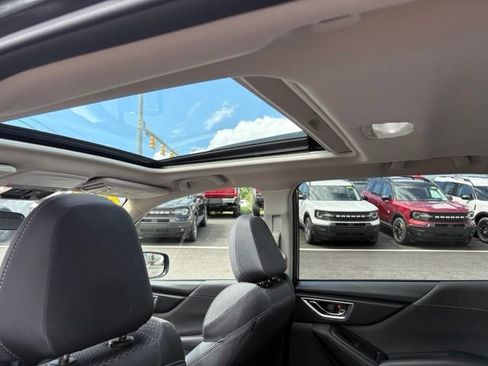 Used 2019 Subaru Forester Premium AWD/4WD image 29