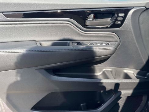 New 2026 Honda Odyssey Touring image 21