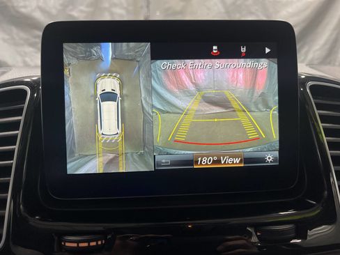 Used 2017 Mercedes-Benz GLS 550 4MATIC image 23