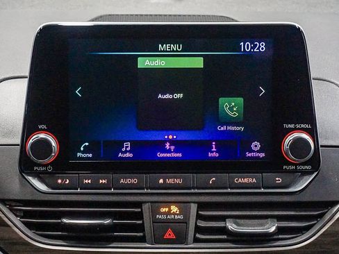 Used 2024 Nissan Altima 2.5 SV image 15