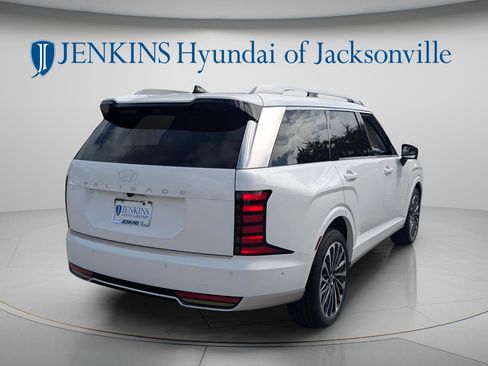 New 2026 Hyundai Palisade Calligraphy FWD image 3