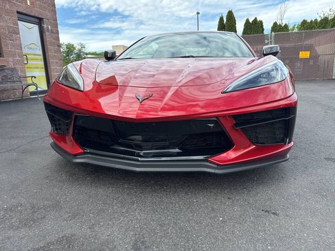 Used 2021 Chevrolet Corvette Stingray Premium Cpe w/ Z51 Performance Package RWD image 5