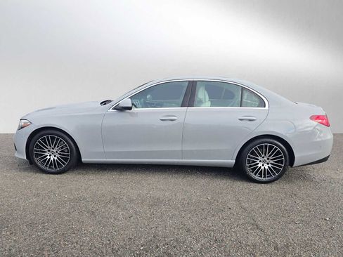 Used 2025 Mercedes-Benz C 300 4MATIC Sedan image 6