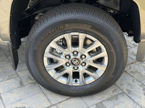 New 2026 Toyota Tacoma Limited AWD/4WD image 24