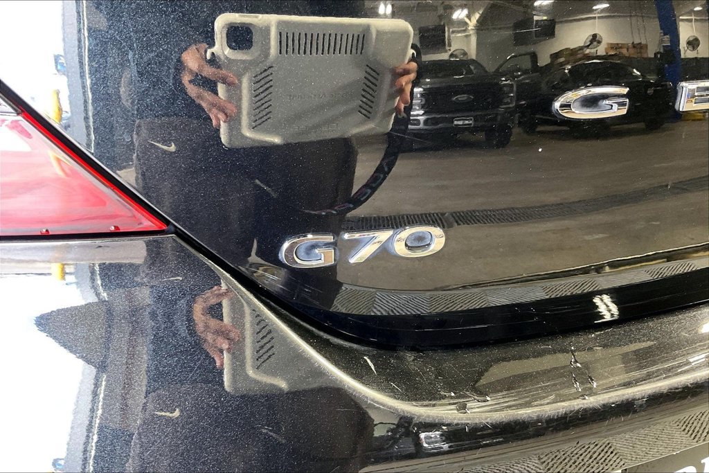 Used 2025 Genesis G70 2.5T RWD image 39