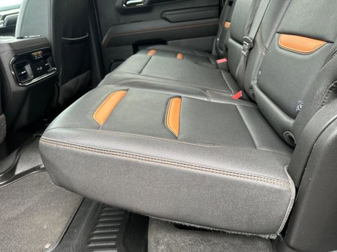 Used 2023 GMC Sierra 1500 AT4 w/ AT4 Premium Package AWD/4WD image 16