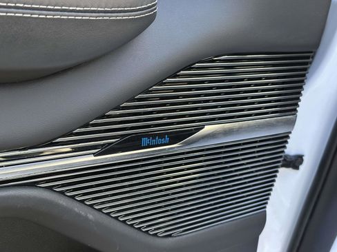 Used 2022 Jeep Grand Wagoneer Series II w/ Premium Group II AWD/4WD image 14