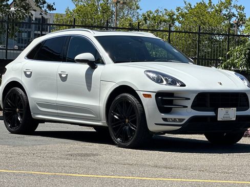 Used 2016 Porsche Macan Turbo AWD/4WD image 6