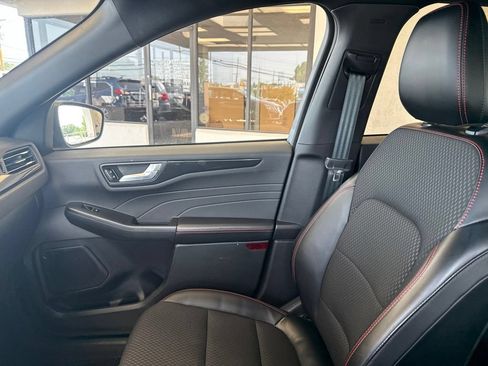 Used 2023 Ford Escape ST-Line w/ Tech Pack #1 AWD/4WD image 26