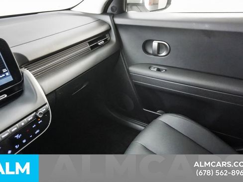 Used 2025 Hyundai Ioniq 5 SEL image 43