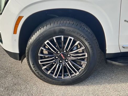 New 2026 GMC Yukon Elevation w/ Elevation Premium Package RWD image 7