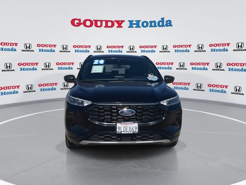 Used 2024 Ford Escape ST-Line FWD image 3