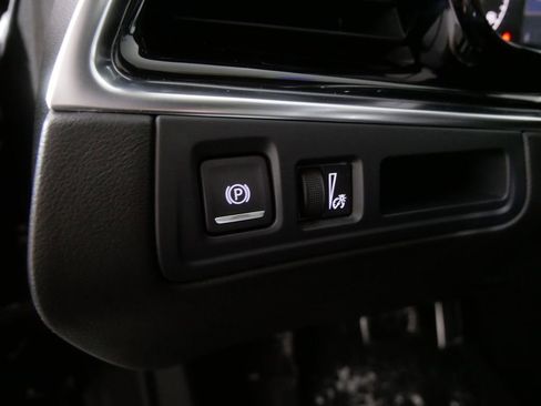 Used 2023 Cadillac XT6 Sport image 18