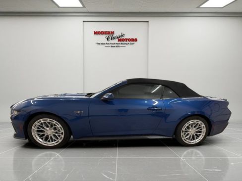 Used 2024 Ford Mustang GT Premium RWD image 2