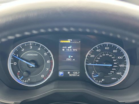 Used 2022 Subaru Ascent Limited w/ Technology Package AWD/4WD image 11