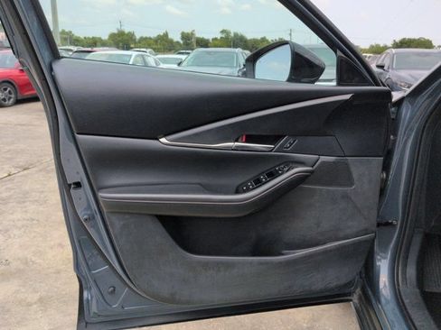 Used 2025 MAZDA CX-30 AWD 2.5 S w/ Preferred Package image 11