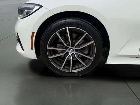 Used 2020 BMW 330i xDrive Sedan w/ Convenience Package AWD/4WD image 23