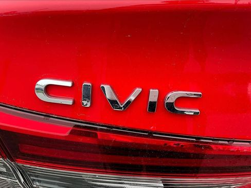 Used 2023 Honda Civic Sport image 10
