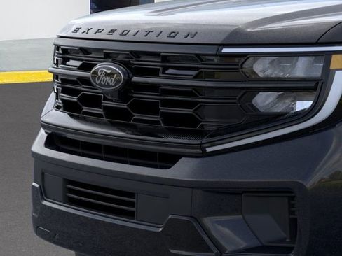 New 2026 Ford Expedition Max Platinum w/ Stealth Appearance Package image 33