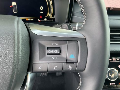 New 2026 INFINITI QX60 Autograph image 17