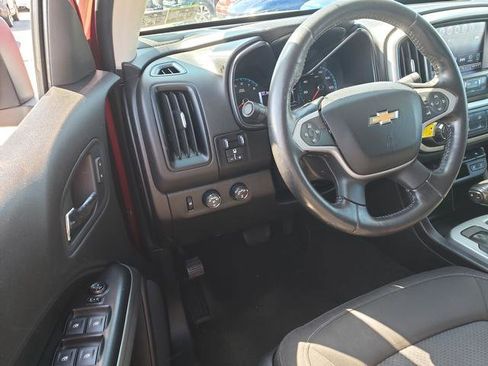 Used 2018 Chevrolet Colorado LT w/ LT Convenience Package image 9