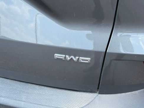 Used 2025 Ford Escape ST-Line Select AWD/4WD image 8