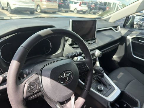 Used 2024 Toyota RAV4 XLE w/ Weather Package AWD/4WD image 5