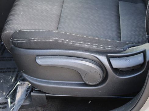 Used 2020 Kia Sportage LX image 15