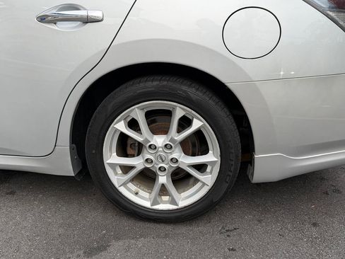 Used 2012 Nissan Maxima 3.5 SV w/ Premium Pkg image 12