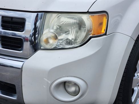 Used 2009 Ford Escape 2WD Hybrid image 9